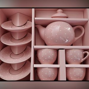FAO Schwarz Tea Set - 9 piece Polka Dot